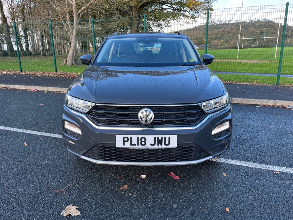 Used Volkswagen T-Roc 2018 for sale - 76229525: Photo 6