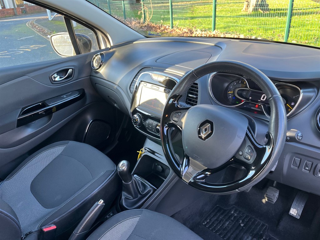 Used Renault Captur 2015 for sale - 76933382: Photo 12