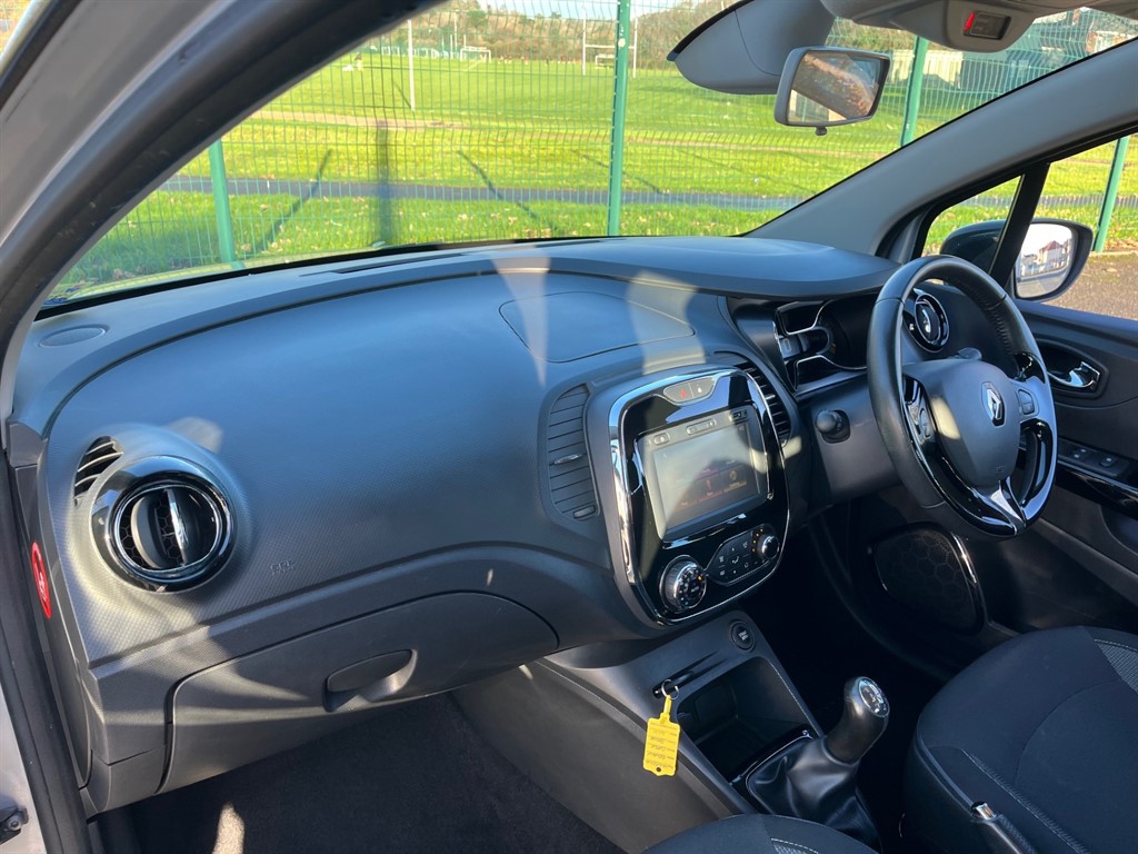 Used Renault Captur 2015 for sale - 76933382: Photo 15