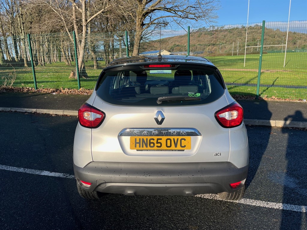 Used Renault Captur 2015 for sale - 76933382: Photo 9