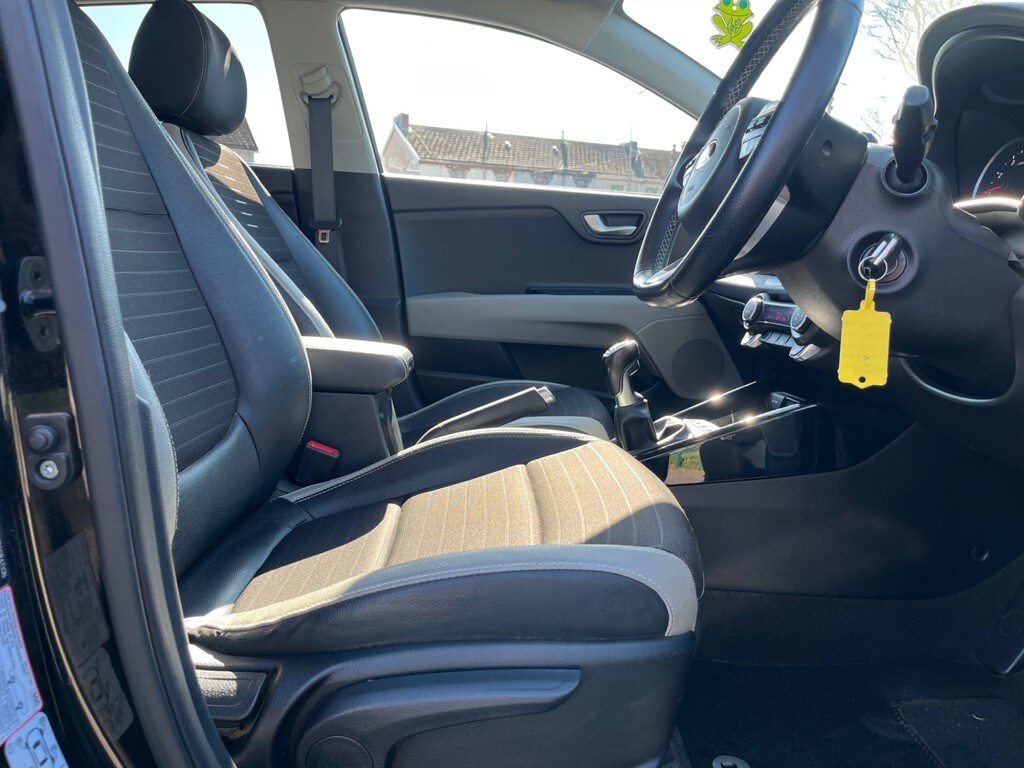 Used Kia Stonic 2019 for sale - 77951018: Photo 14