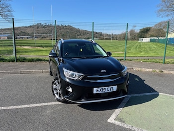Used Kia Stonic 2019 for sale - 77951018: Photo