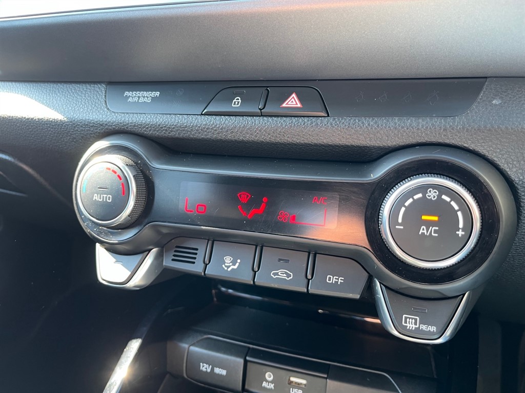 Used Kia Stonic 2019 for sale - 77951018: Photo 23