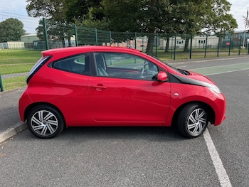 Used Toyota AYGO 2015 for sale - 75571426: Photo