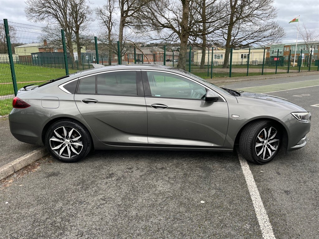 Used Vauxhall Insignia 2017 for sale - 77381233: Photo 3