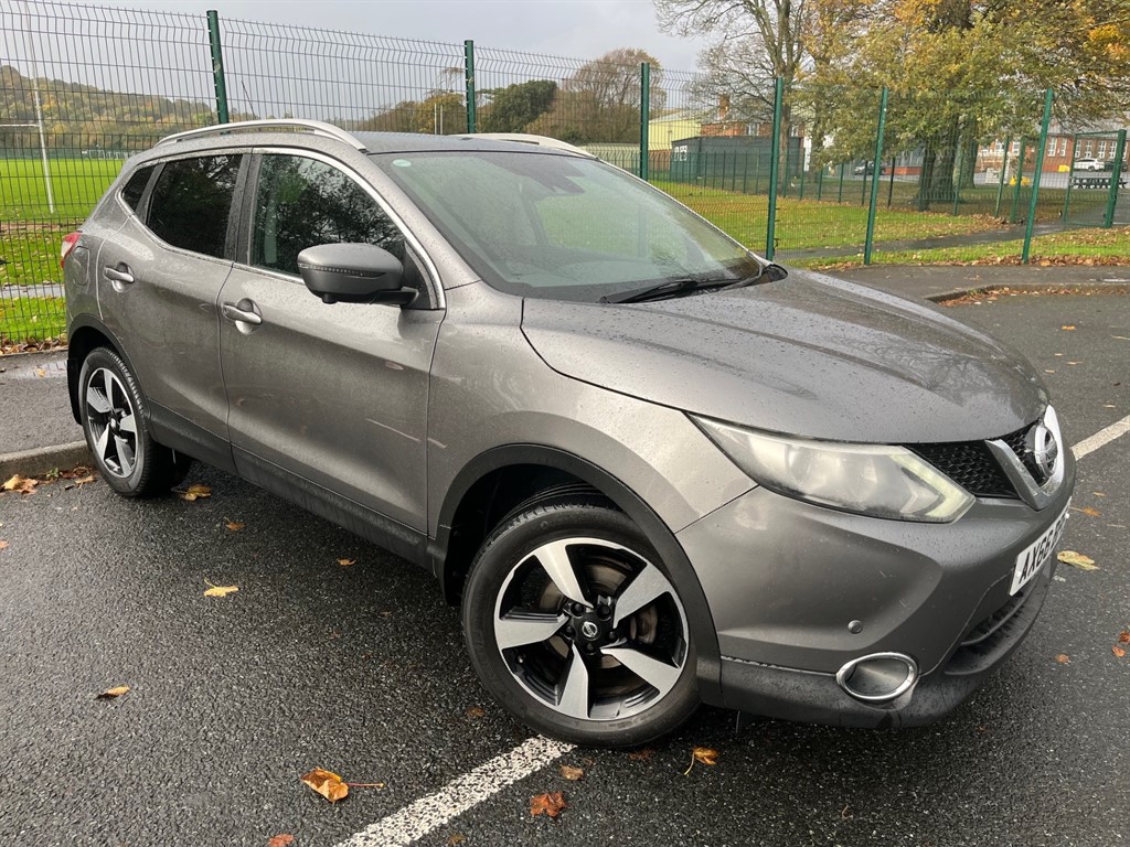 Used Nissan Qashqai 2016 for sale - 76366727: Photo 2