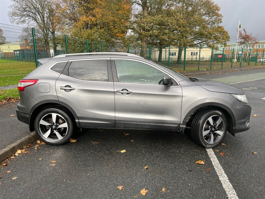 Used Nissan Qashqai 2016 for sale - 76366727: Photo 3