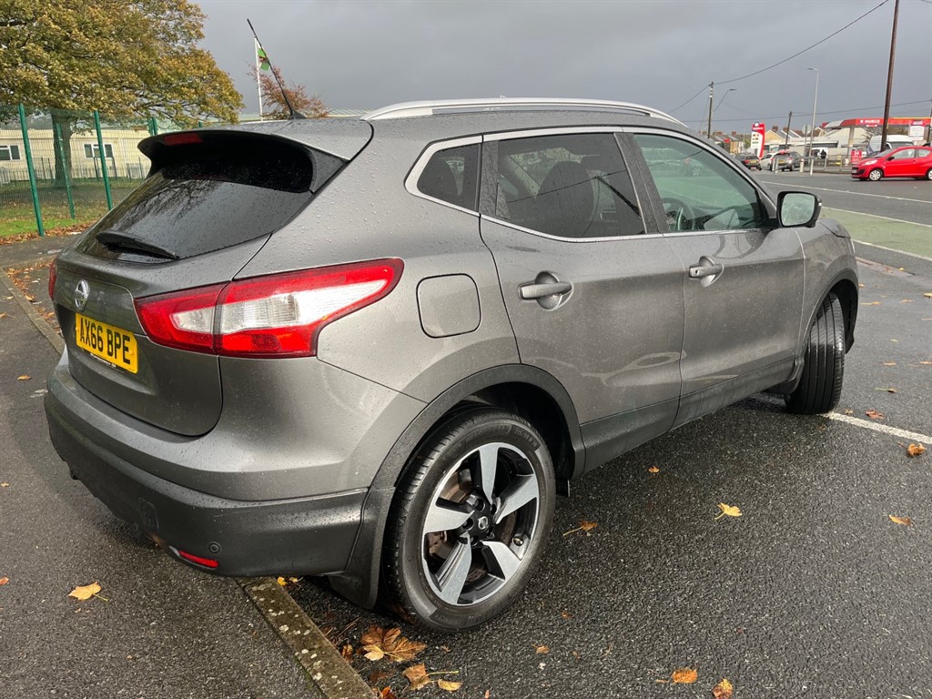 Used Nissan Qashqai 2016 for sale - 76366727: Photo 4