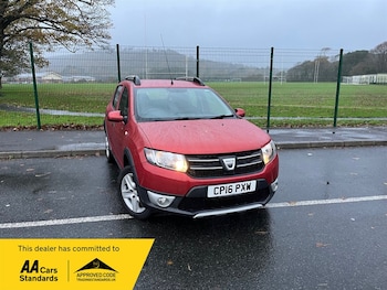 Used Dacia Sandero 2016 for sale - 76452421: Photo