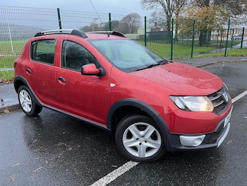 Used Dacia Sandero 2016 for sale - 76452421: Photo
