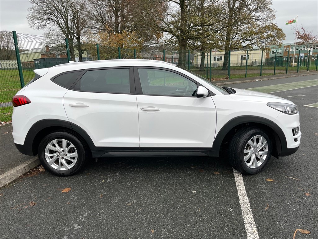 Used Hyundai TUCSON 2021 for sale - 76466643: Photo 3