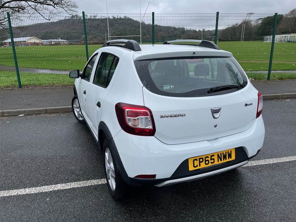 Used Dacia Sandero Stepway 2015 for sale - 77462104: Photo 8