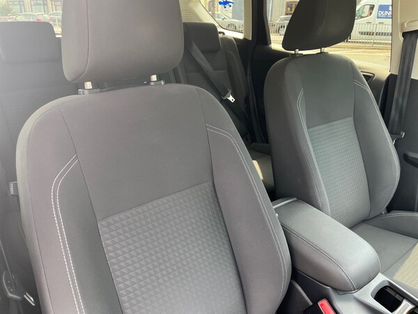 Used Ford C-Max 2017 for sale - 75629833: Photo 17