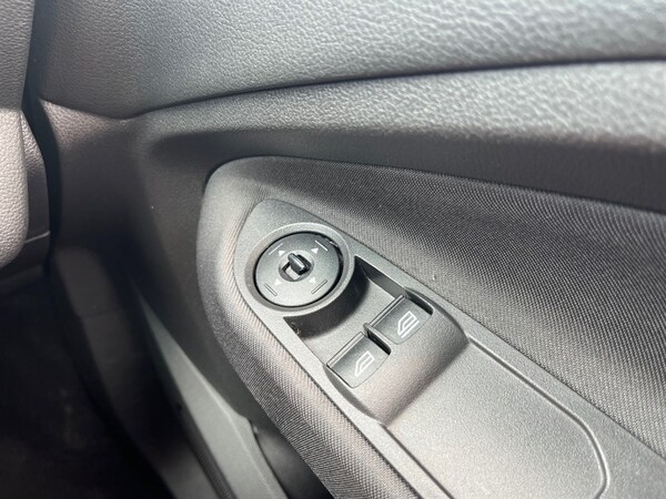 Used Ford C-Max 2017 for sale - 75629833: Photo 27