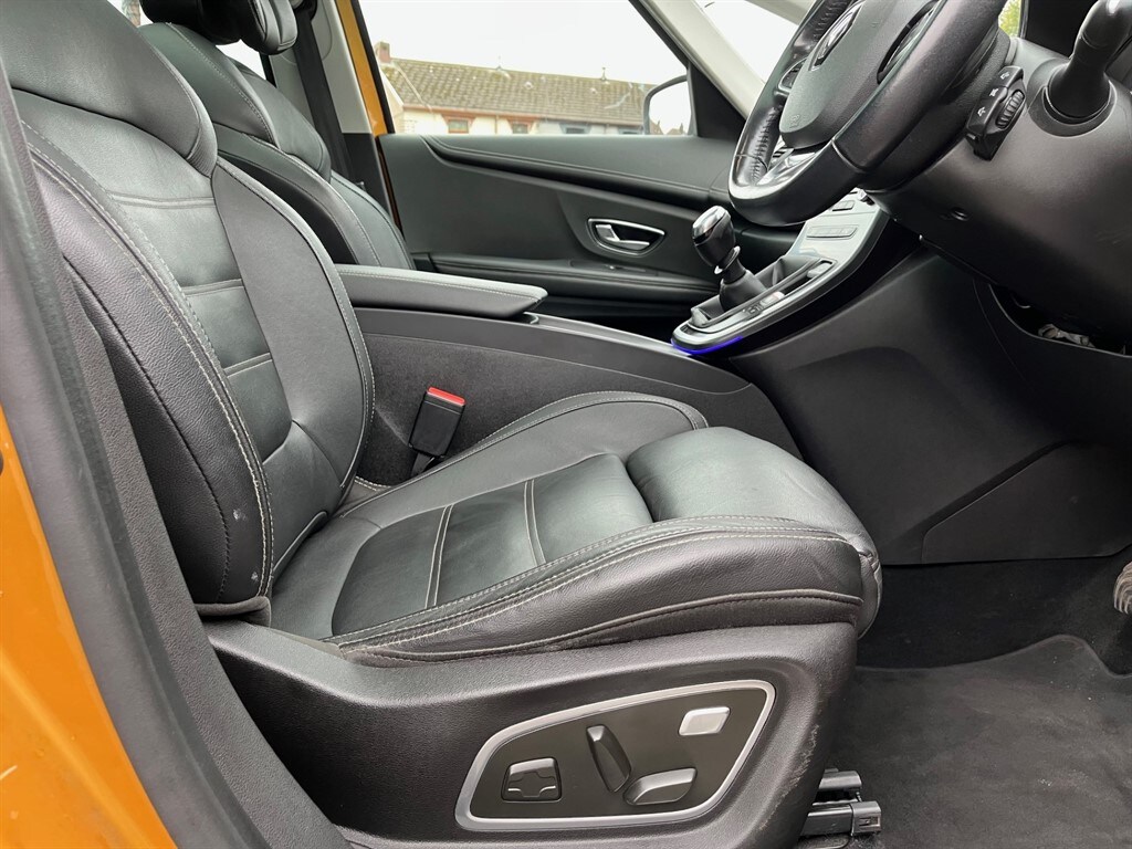 Used Renault Scenic 2017 for sale - 76229515: Photo 13