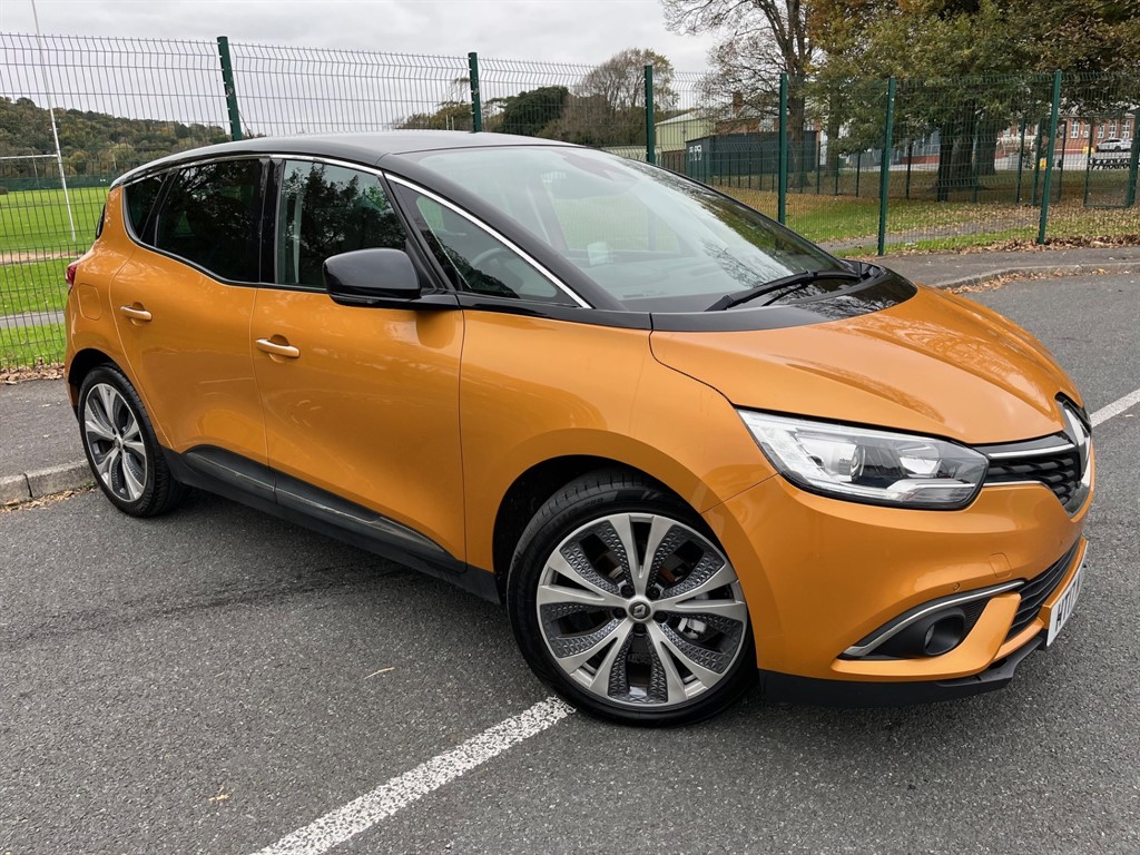 Used Renault Scenic 2017 for sale - 76229515: Photo 2
