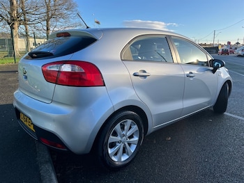 Used Kia Rio 2014 for sale - 76615908: Photo
