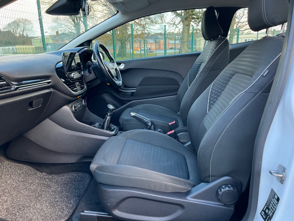 Used Ford Fiesta 2017 for sale - 76532376: Photo 15