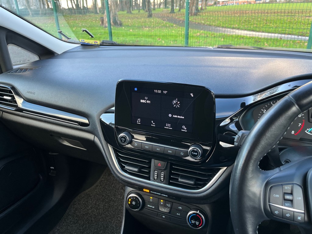 Used Ford Fiesta 2017 for sale - 76532376: Photo 19