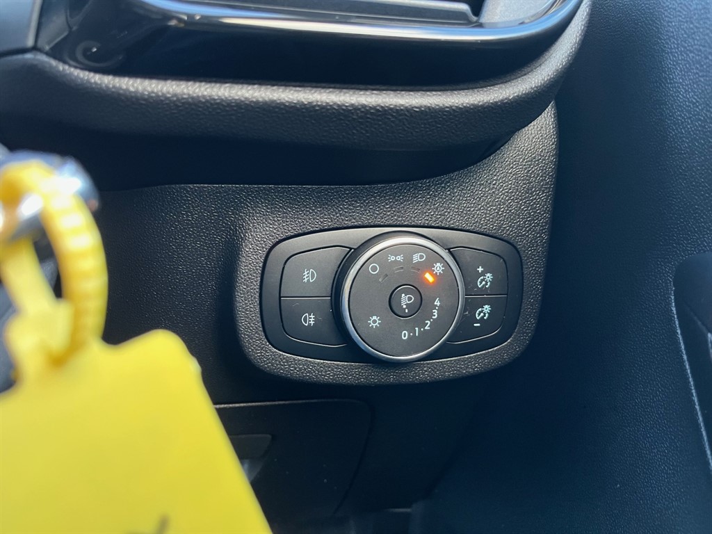 Used Ford Fiesta 2017 for sale - 76532376: Photo 28