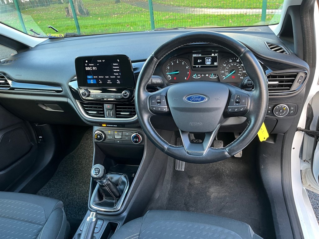 Used Ford Fiesta 2017 for sale - 76532376: Photo 30