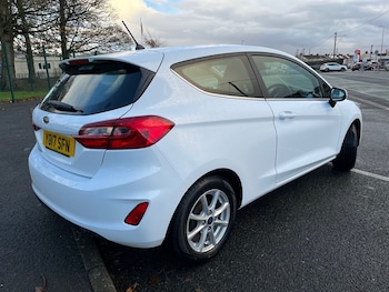 Used Ford Fiesta 2017 for sale - 76532376: Photo