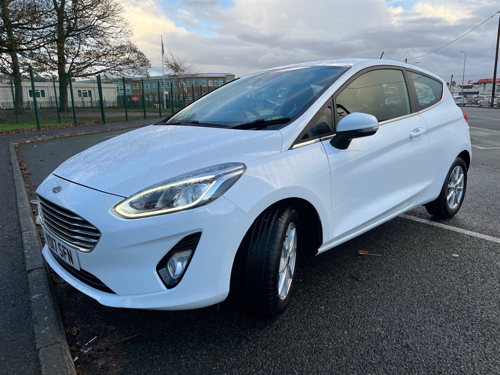 Used Ford Fiesta 2017 for sale - 76532376: Photo 6