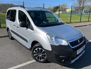 Used Peugeot Partner 2017 for sale - 74220934: Photo