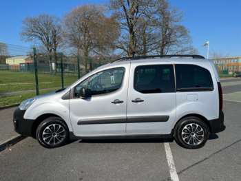 Used Peugeot Partner 2017 for sale - 74220934: Photo