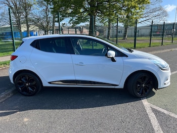 Used Renault Clio 2019 for sale - 78270442: Photo