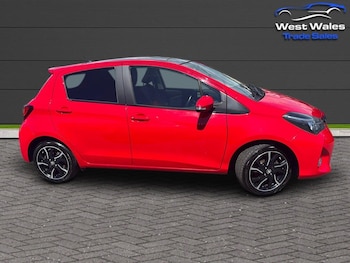 Used Toyota Yaris 2015 for sale - 78838312: Photo