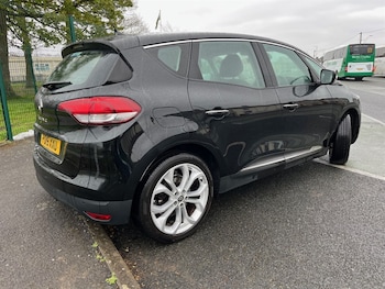 Used Renault Scenic 2019 for sale - 78239844: Photo
