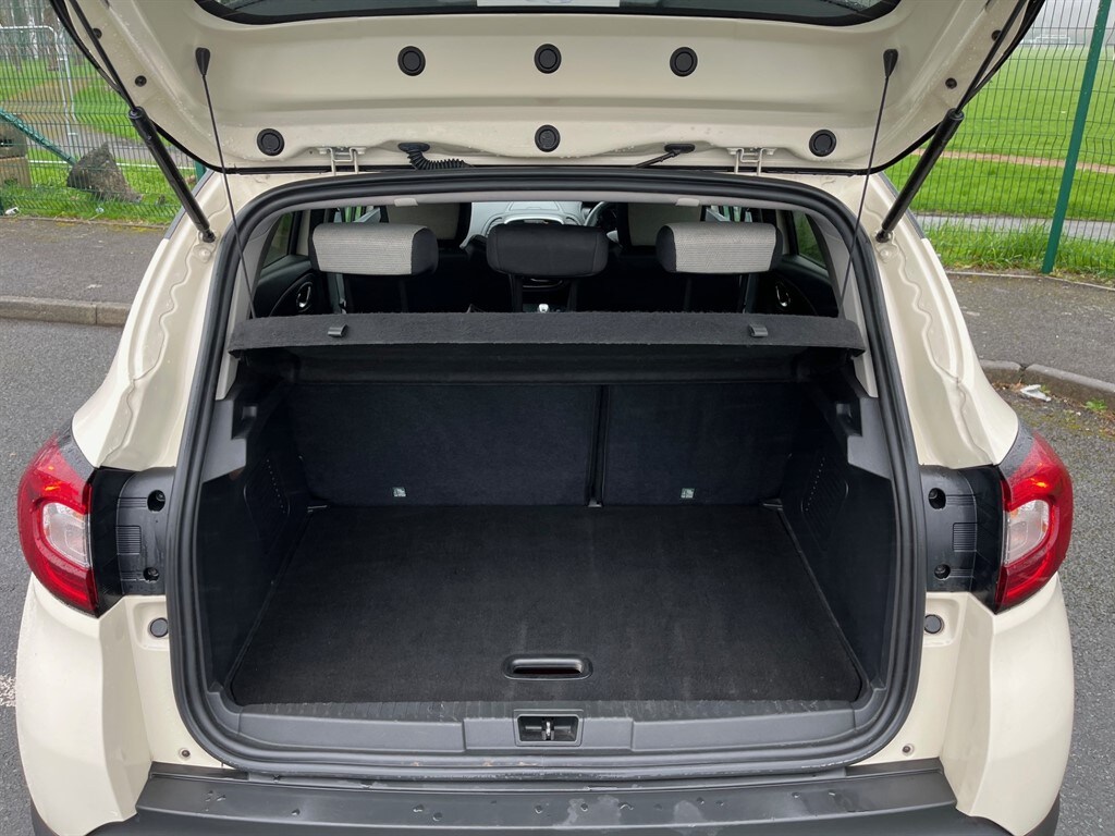 Used Renault Captur 2019 for sale - 77833822: Photo 11