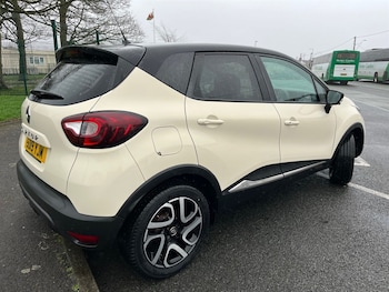 Used Renault Captur 2019 for sale - 77833822: Photo