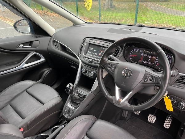 Used Vauxhall Zafira 2017 for sale - 76302560: Photo 12
