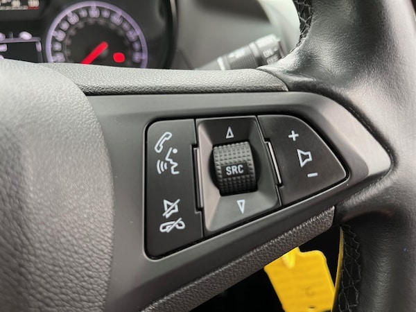 Used Vauxhall Zafira 2017 for sale - 76302560: Photo 25