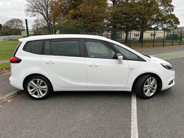 Used Vauxhall Zafira 2017 for sale - 76302560: Photo 3