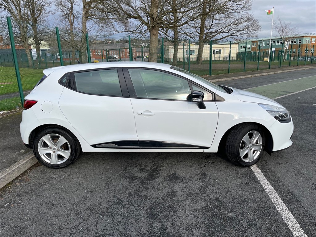 Used Renault Clio 2016 for sale - 77420672: Photo 3