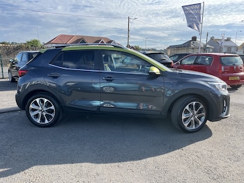 Used Kia Stonic 2018 for sale - 79369154: Photo