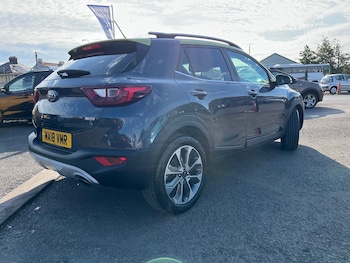 Used Kia Stonic 2018 for sale - 79369154: Photo