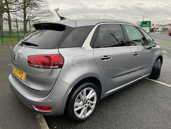 Used Citroen C4 Picasso 2017 for sale - 77492960: Photo