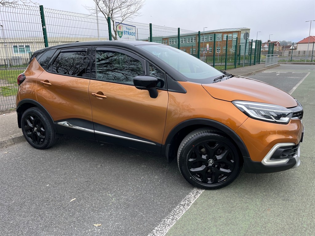 Used Renault Captur 2017 for sale - 78081494: Photo 2
