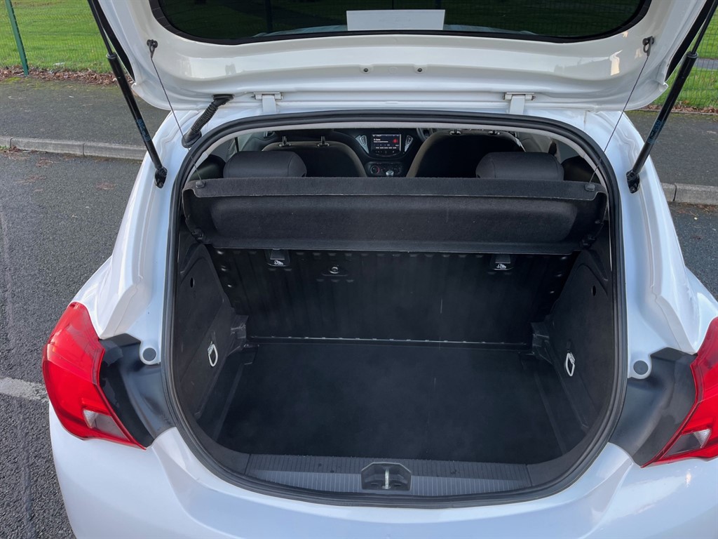 Used Vauxhall Corsa 2015 for sale - 76960373: Photo 11