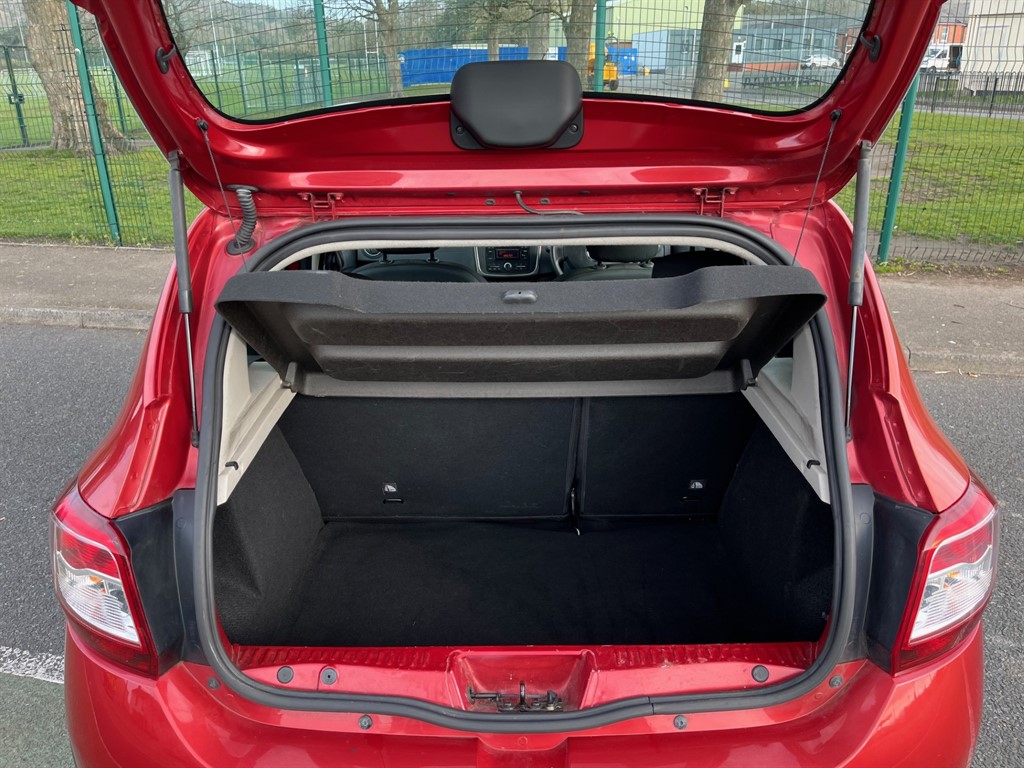 Used Dacia Sandero Stepway 2016 for sale - 78067277: Photo 12