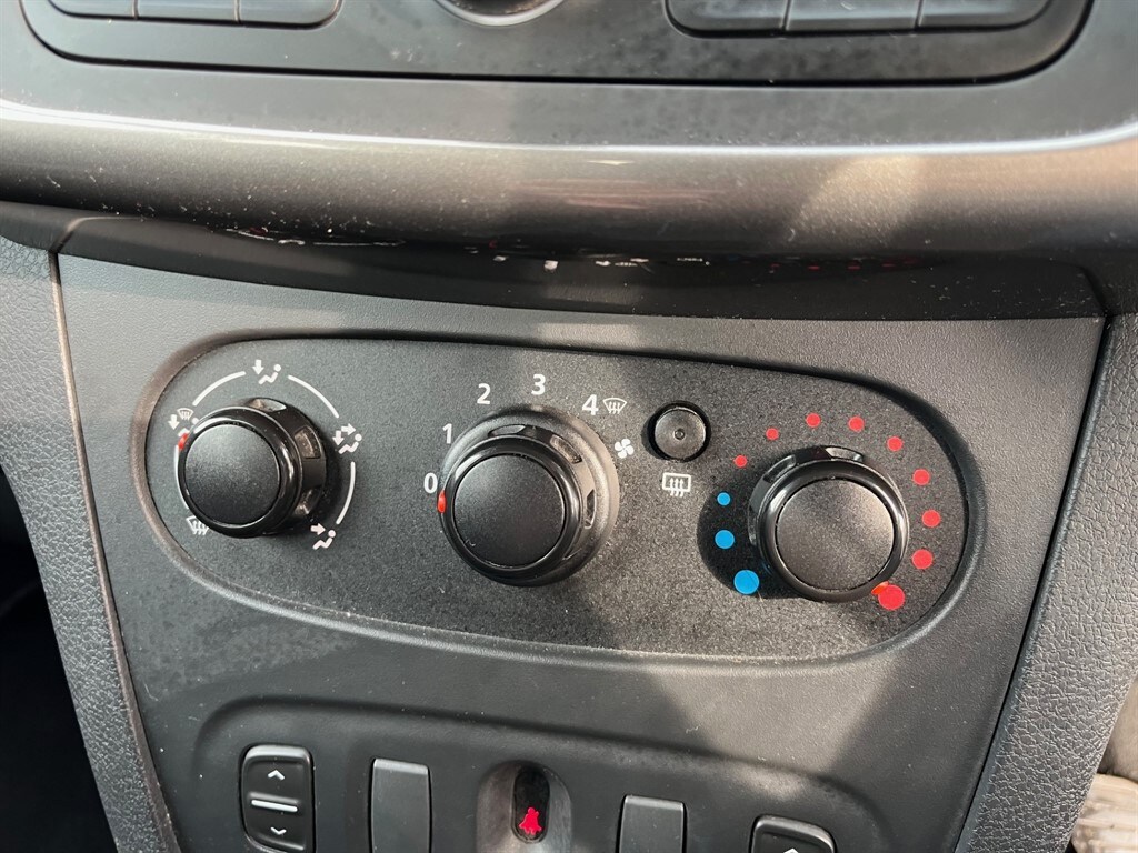 Used Dacia Sandero Stepway 2016 for sale - 78067277: Photo 23