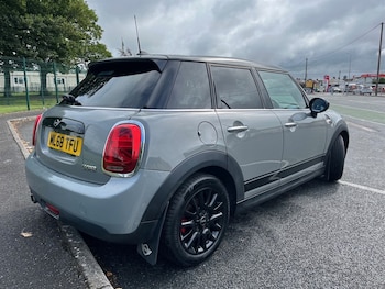 Used MINI Cooper 2018 for sale - 75570233: Photo