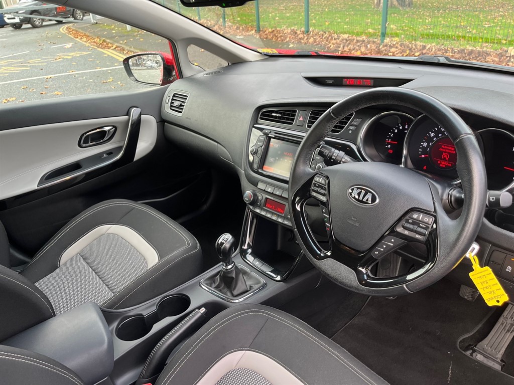 Used Kia Ceed 2014 for sale - 76393826: Photo 13