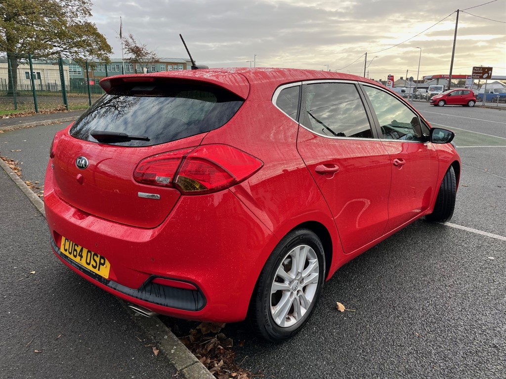 Used Kia Ceed 2014 for sale - 76393826: Photo 4