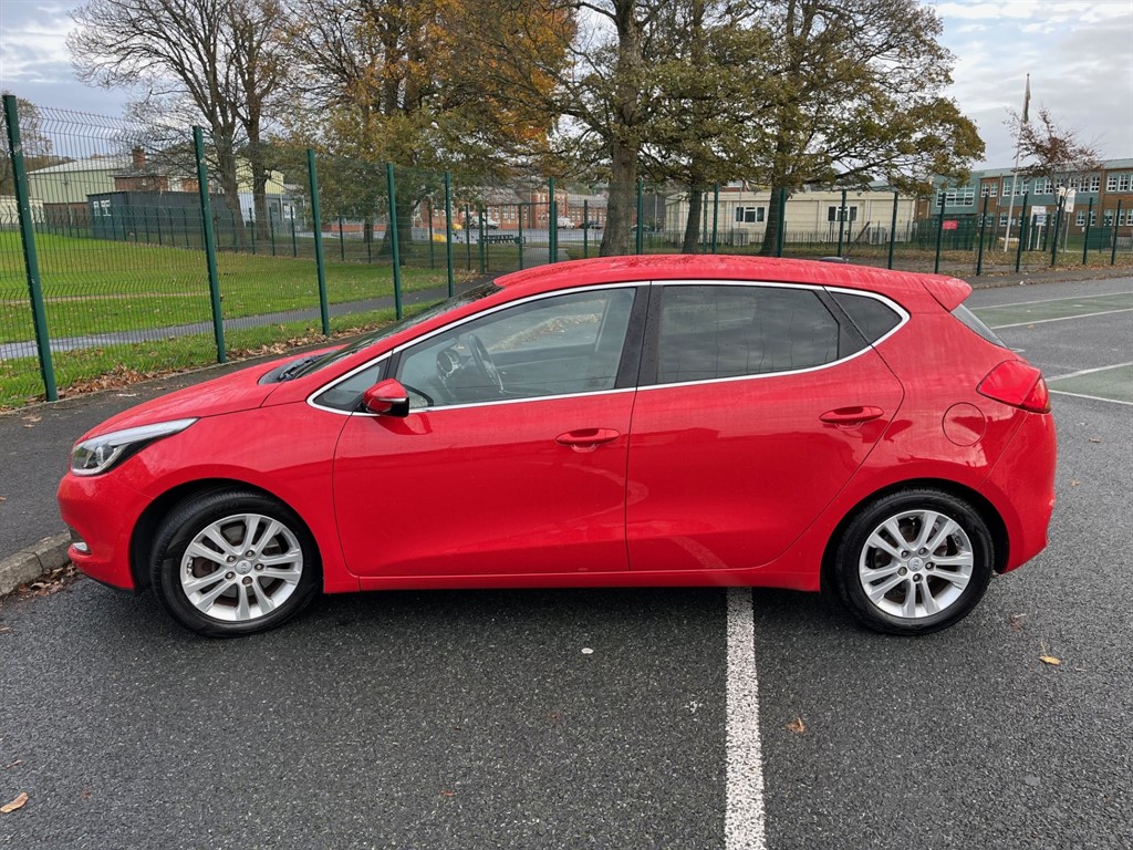 Used Kia Ceed 2014 for sale - 76393826: Photo 7