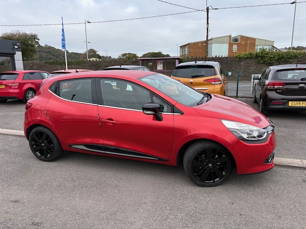 Used Renault Clio 2016 for sale - 76229524: Photo 2